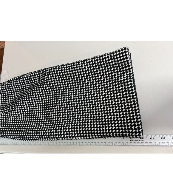 J McLaughlin Houndstooth Pencil Skirt Womens Size 4 Textured Black Career Office - Picture 6 of 9